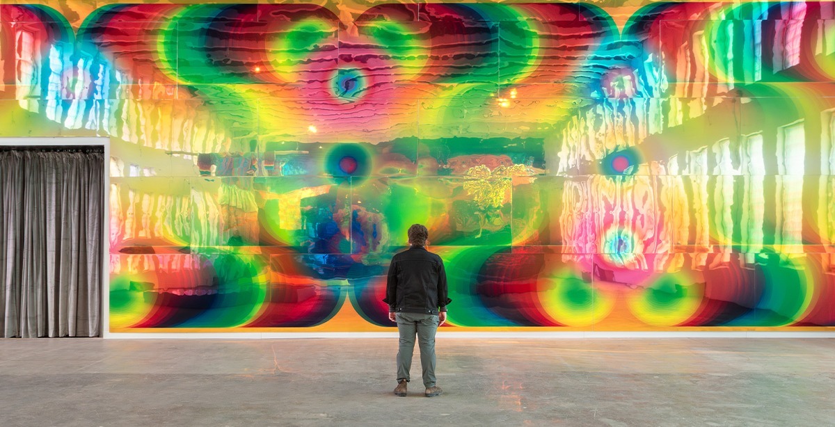 マドンナ　Artist Of The Decade　US製 宣伝用 ディスプレイ Decorative Films and MASS MoCA Collaborate on Jeffrey Gibson's